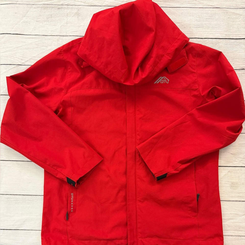 OTU Vibrant Red Hooded Jacket mens sz L. Mesh lined zip front with hood.